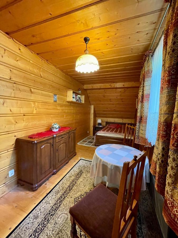 Dom Z Bali Przy Szlaku Holiday home Kasina Wielka